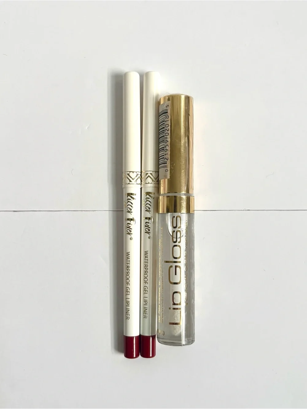 3-Piece Lip Bundle: 2x Belle Beauty lipliner (true red) & 1x clear lip gloss